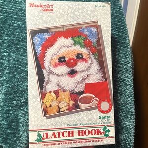 WonderArt by Caron Santa Claus Latch Hook Kit